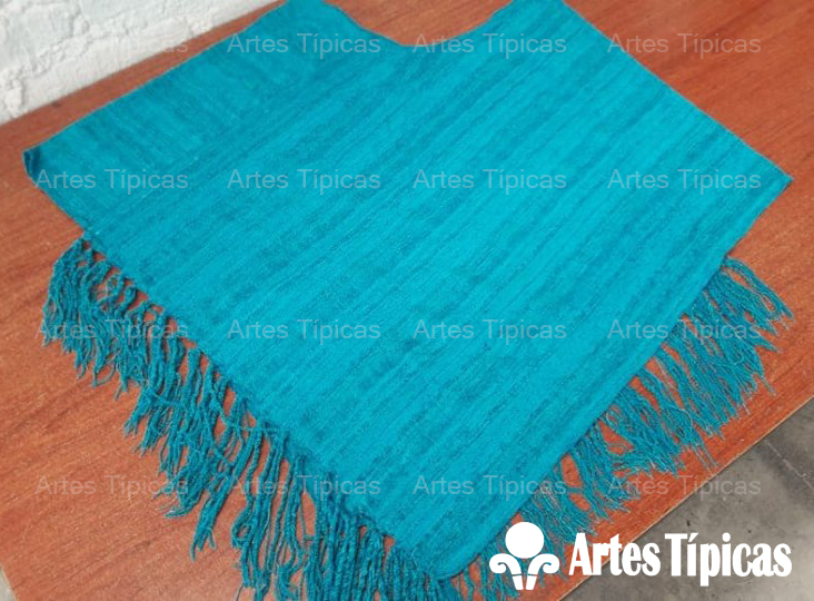 PONCHO DE CHENILLE 